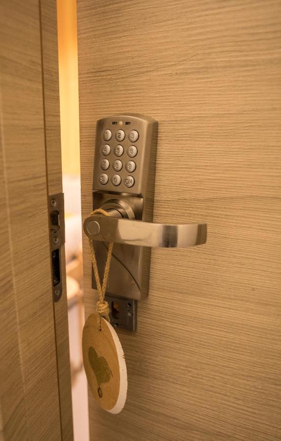 R&B La Pomposa Dei Motori Hotel Modena Kültér fotó
